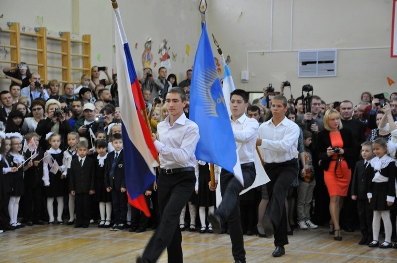 Североморск официальная. 12 Школа Североморск. Школа 12 г Североморск. Директор 12 школы Североморск. Школа 12 Североморск официальный сайт.