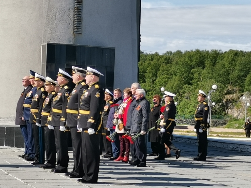 Парад Победы в Североморске 2020. Приморская площадь Североморск. Площадь Североморска парад. Парад Победы 2015 в Североморске.