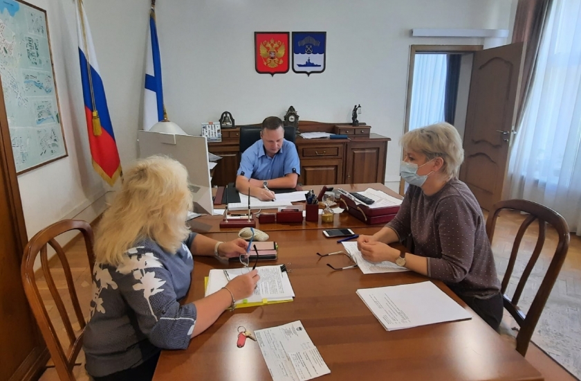 По личным вопросам