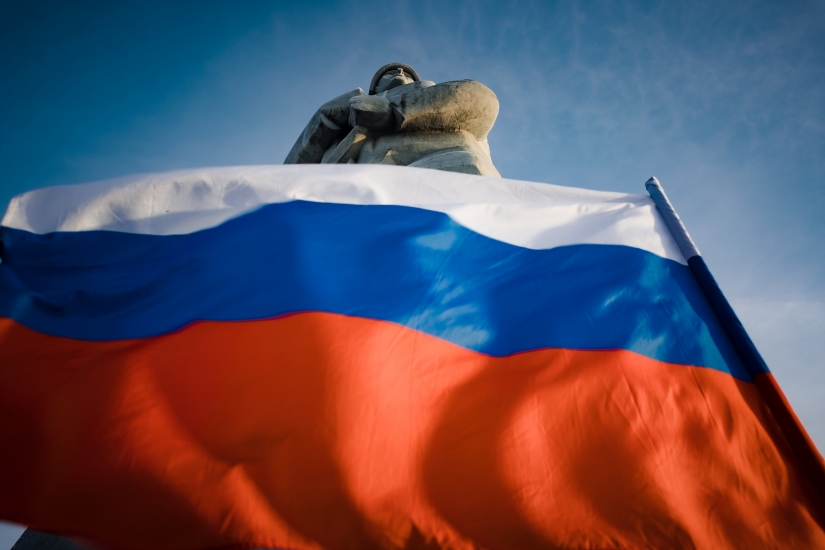 Губернатор Андрей Чибис поздравил северян с Днём России