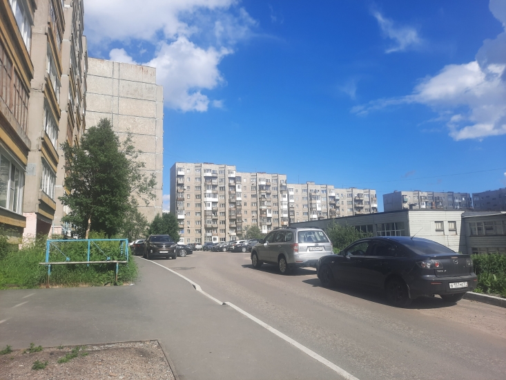 Североморец приговорен к лишению свободы за хищение денежных средств с банковского счета знакомого и публичное оскорбление следователя Министерства внутренних дел Российской Федерации