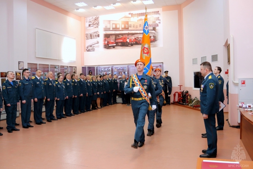 Прошло торжественное мероприятие, приуроченное к 374 годовщине со дня образования пожарной охраны России