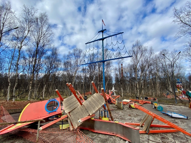 В городском парке обновят детские площадки