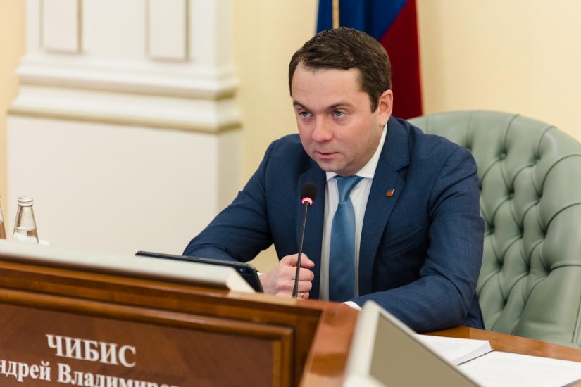 Ряду категорий медработников в Мурманской области будет увеличен минимальный уровень зарплаты