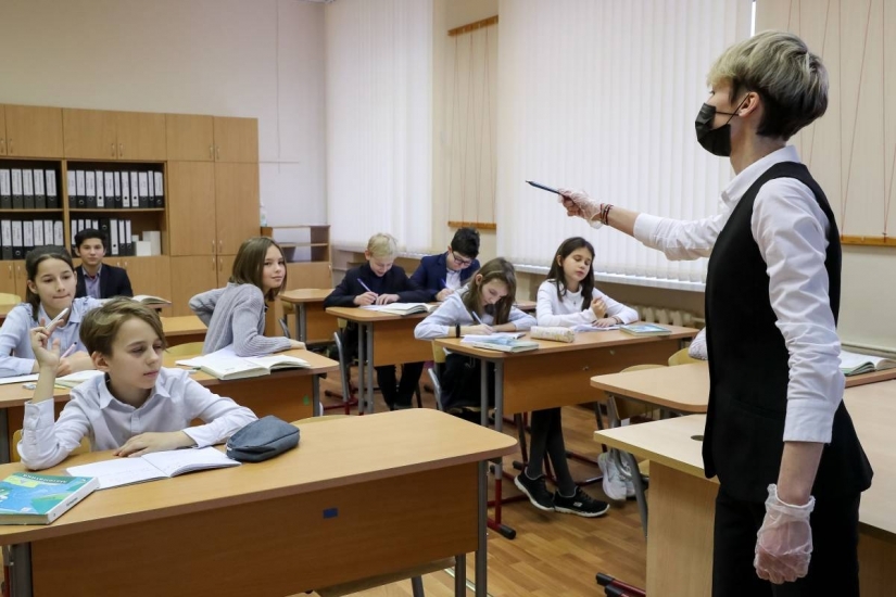 Развитие сферы образования и мер поддержки учителей — приоритетная задача