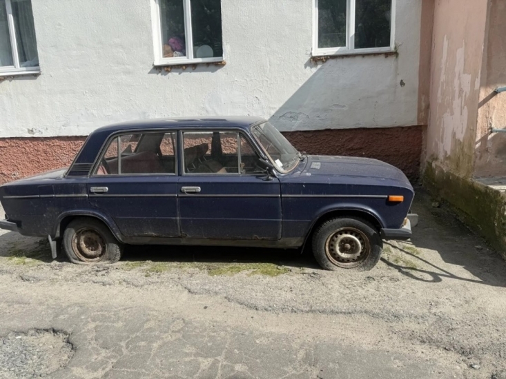 Разыскиваются владельцы брошенных автомобилей