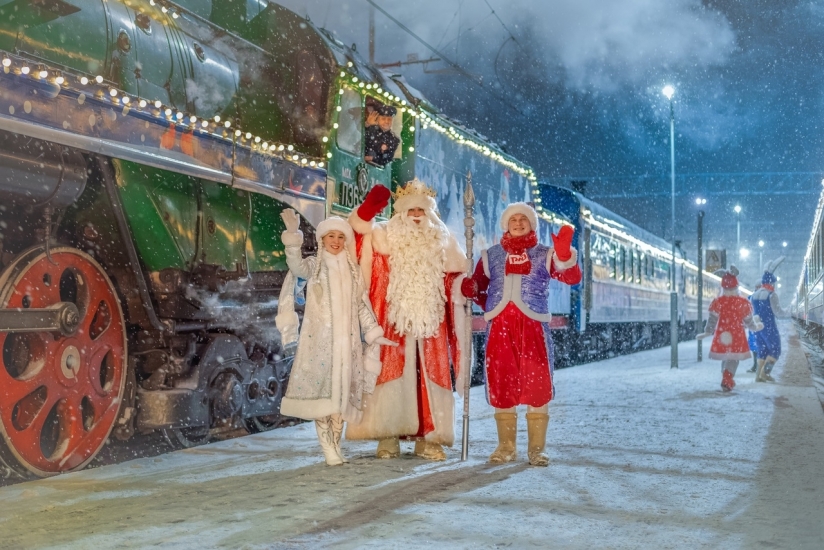 Поезд Деда Мороза приедет в Мурманскую область в январе 2024 года.