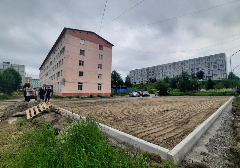 Глава ЗАТО г.Североморск Олег Прасов провел еженедельный объезд