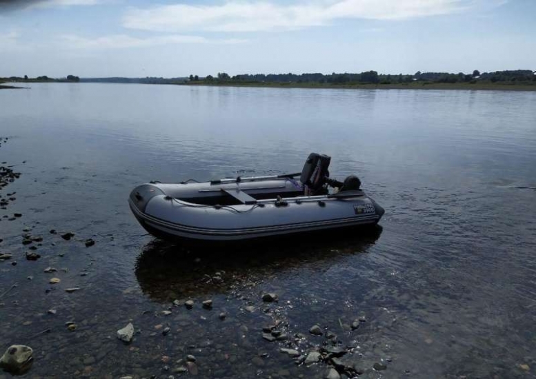 В в акватории морского порта Мурманск разрешено плавание для всех маломерных судов