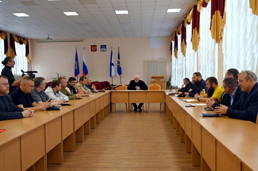 «Коммунальный час»: уборка и модернизация КП, подготовка к зиме, вывоз автохлама
