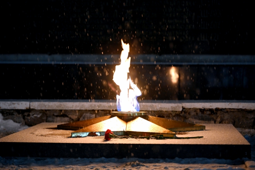 Имя твоё неизвестно, подвиг твой бессмертен...