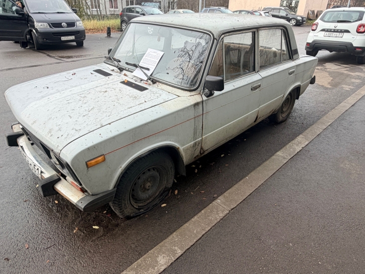 Разыскиваются владельцы брошенных автомобилей