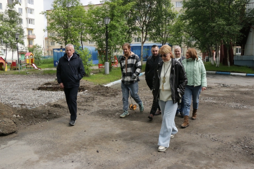 Для юных участников дорожного движения