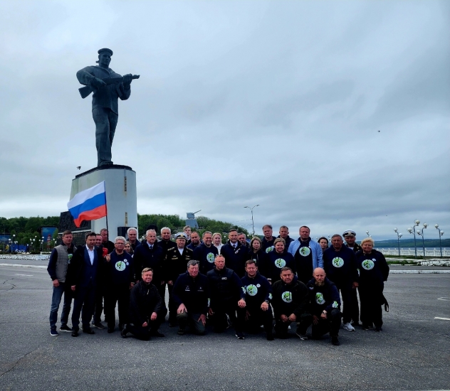 Участники автопробега «Дорогами Победы» посетили Североморск