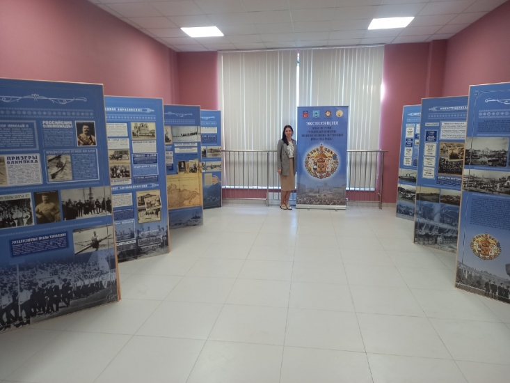 «Уроки истории»: проект, получивший поддержку губернатора, экспонируется в Североморске