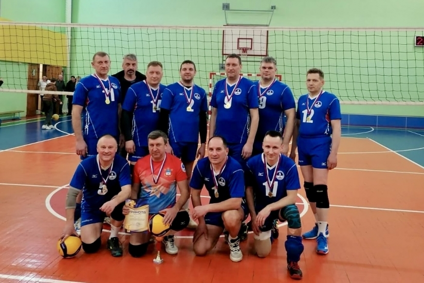 Ветеранская команда Североморска по волейболу - чемпион области 