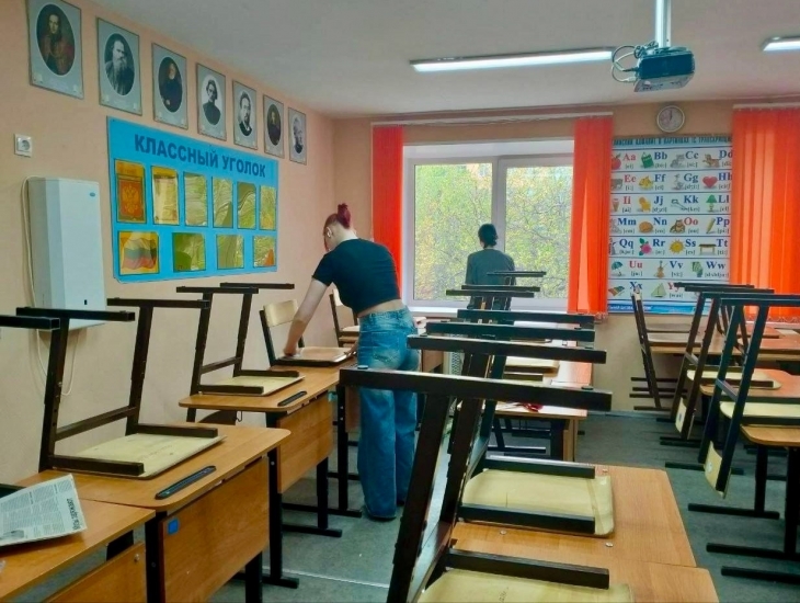 442 подростка работают в школьных трудовых бригадах