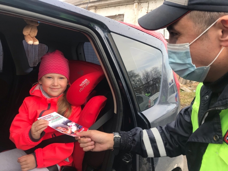 Проверили соблюдение водителями правил перевозки несовершеннолетних пассажиров