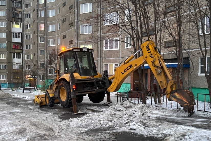 "Коммунальный час": отопление, уборка снега, сбор мусора