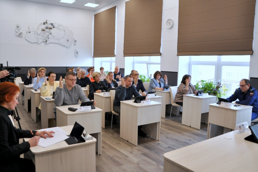 Еще три жителя флотской столицы удостоены звания «Почетный гражданин города Североморска»