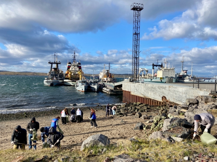СевМорСубботник на Приморской площади